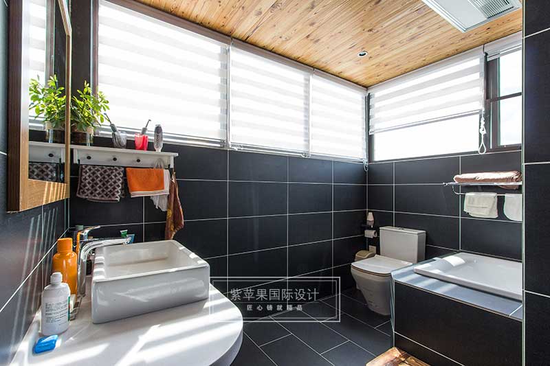 衛(wèi)生間裝修實(shí)景圖