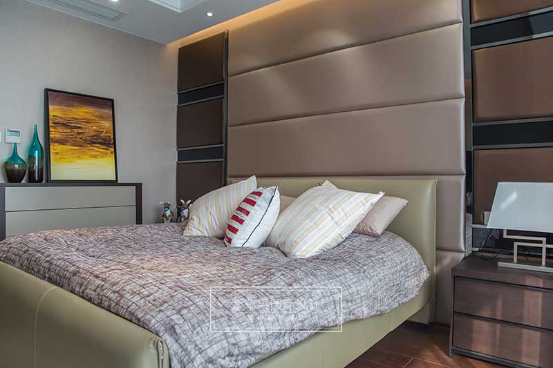 臥室裝修實(shí)景圖