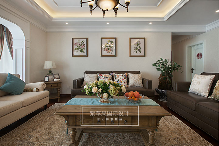 簡(jiǎn)美客廳沙發(fā)背景墻