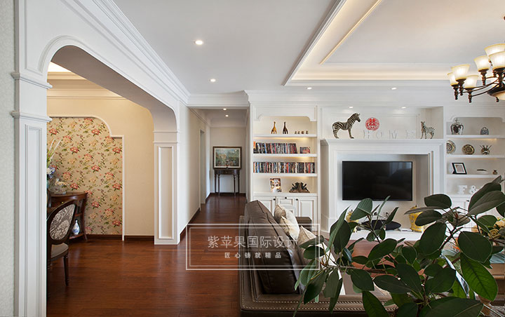 簡(jiǎn)美客廳電視背景墻