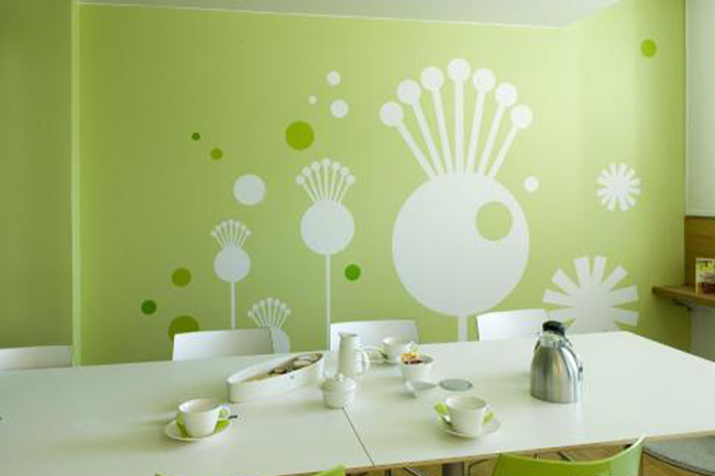 乳膠漆性?xún)r(jià)比高不高 乳膠漆性?xún)r(jià)比高不高